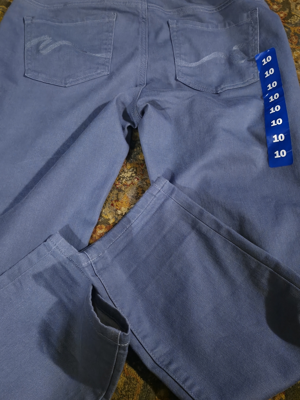 4/$25 Deal! Casual Slim Capri Pants in Periwinkle Blue NwT - Picture 9 of 11